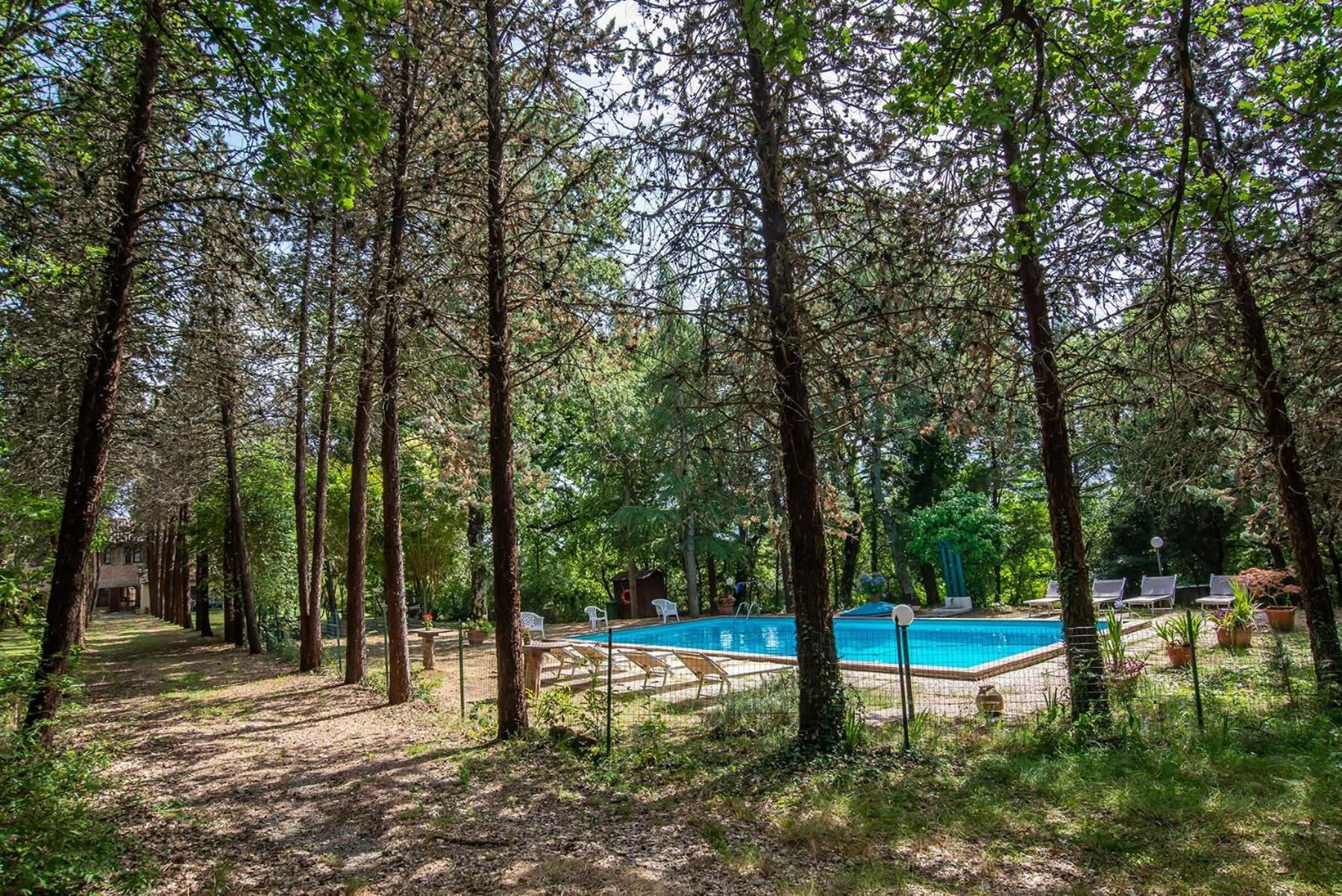Agriturismo Villa Alari Cetona Exterior foto